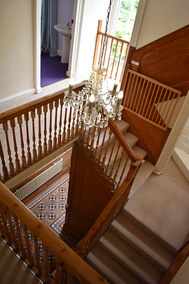 Dog legged stairwell self catering holiday home