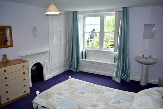Twin room rental accomodation